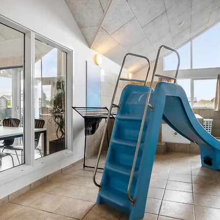 Vakantiehuis Stunning In Bogense With Sauna