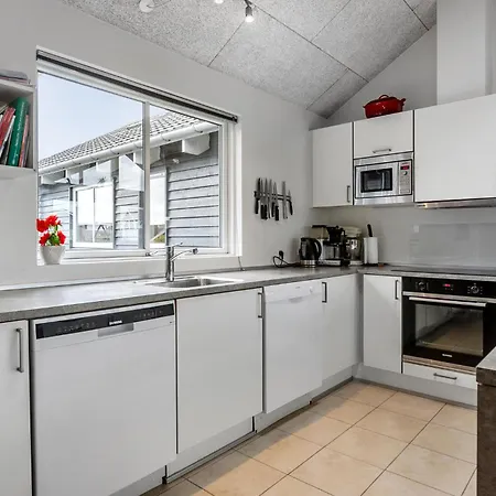 Vakantiehuis Stunning In Bogense With Sauna